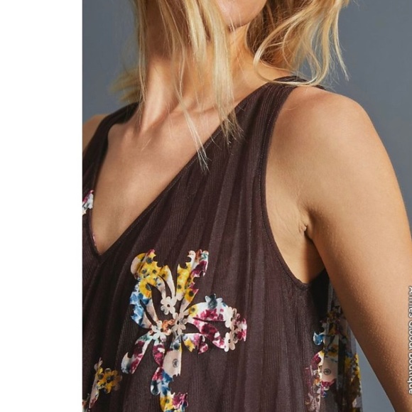 Cassandra Appliquéd tulle dress - Picture 8 of 10